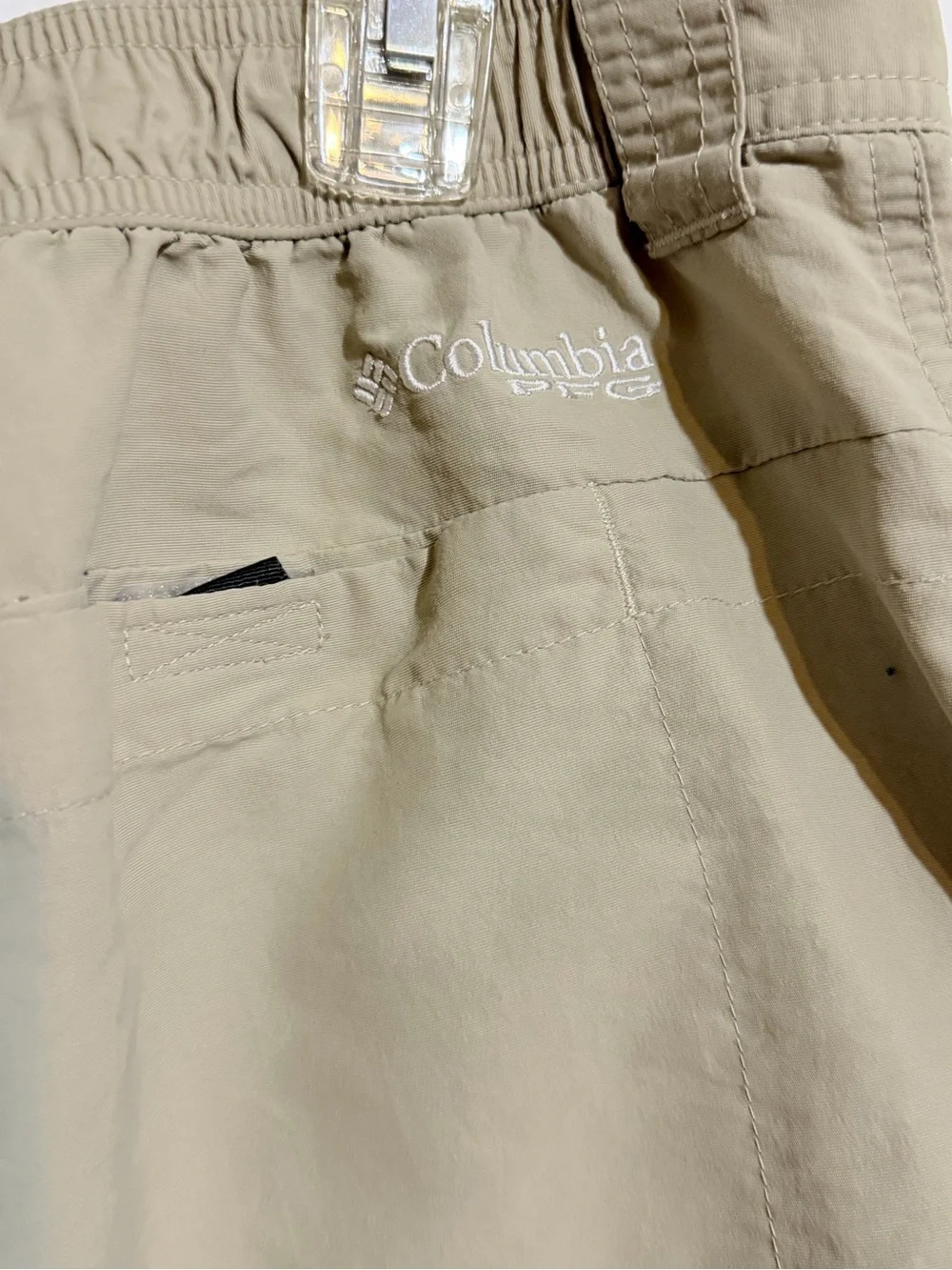 Columbia PFG Men's Khaki Cargo Shorts - Lightweight Utility Style Sz 36 - Picture 5 of 8